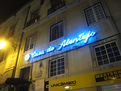 Nous allons à la Casa de Alentejo