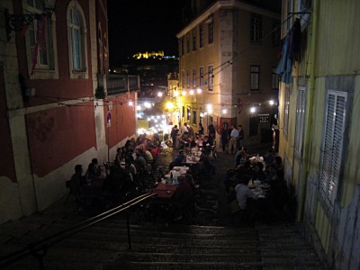 Nous trouvons une terrasse agréable