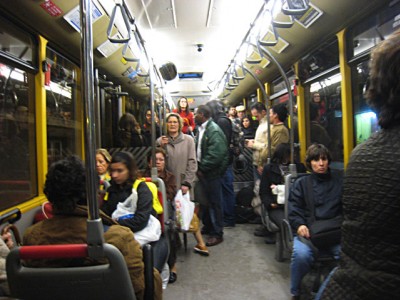 Nous montons dans le bus
