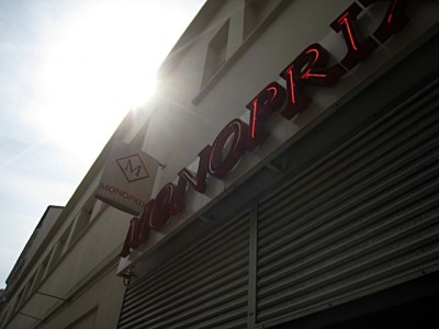 Je vais au Monoprix