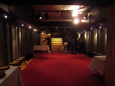 Je visite l'intérieur de la péniche