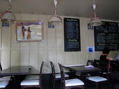 Nous alllons au Bel Vil café