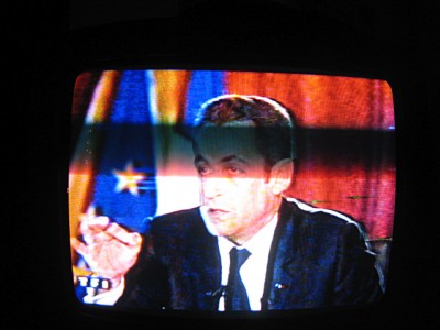 Je regarde une merde à la télévision