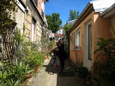 Nous arrivons chez Marjolaine