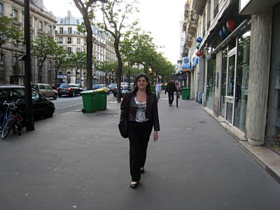 Je retrouve Aurore dans la rue