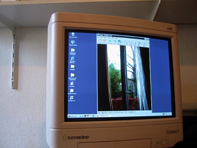 Je regarde ses photos