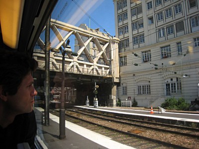 Le train part
