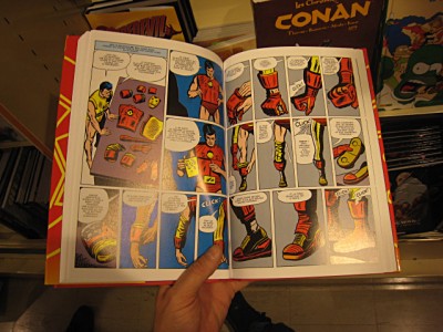 Je regarde une BD de mon enfance