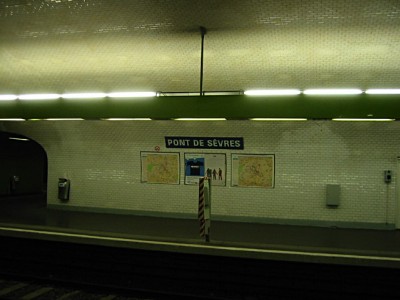 Nous sortons à Point de Sèvres