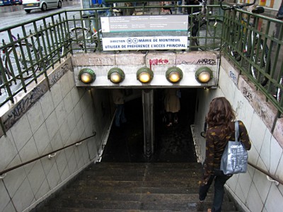 Nous prenons le métro