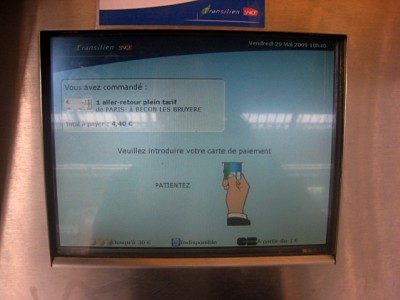 J'achète un ticket aller-retour pour Bécon les Bruyères