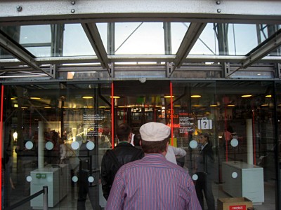 Nous entrons dans le centre