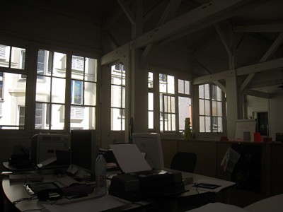 Je vais au bureau