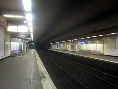 Nous attendons