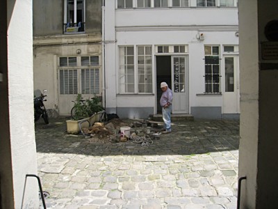 Je retourne au bureau