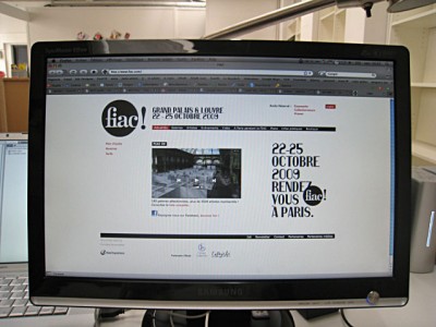 Je le briefe sur le site de la Fiac