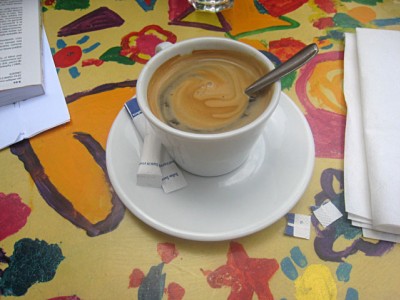 Je bois un café