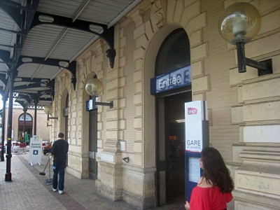 Nous allons à la gare de Biarritz