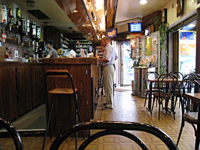 L'intérieur du bar
