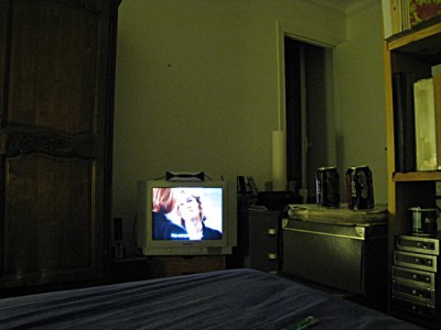 Je regarde la télévision