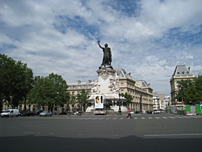 Je sors à République