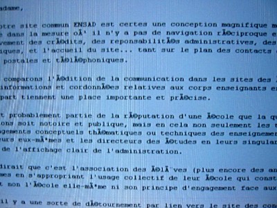 Jeudi matin. L.D continue de s'acharner et fait une lettre sans fin aux arts déco à propos de leur site