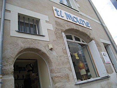 Je retourne au magasin que j'ai repéré l'autre jour