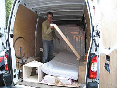 Nous chargeons la camionnette