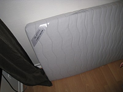 Il nous prête un matelas pour Estée