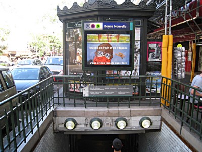 Nous prenons le métro