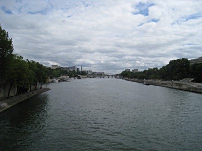 Nous traversons la Seine