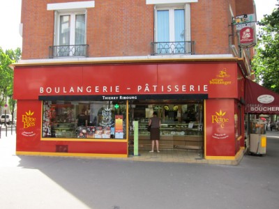 Je vais à la boulangerie