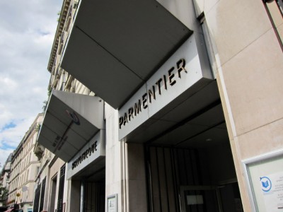 Je vais à la médiathèque
