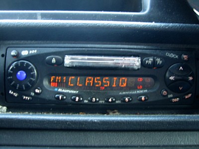 Nous écoutons la radio
