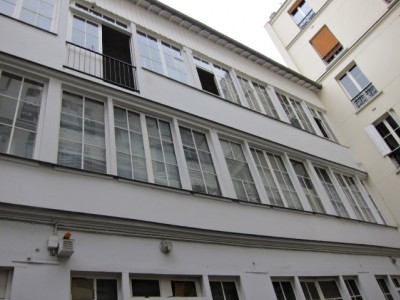 Je vais au bureau