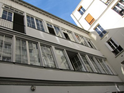 Je vais au bureau