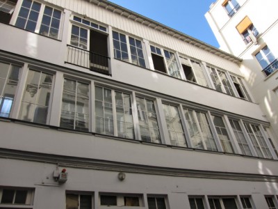 Je vais au bureau
