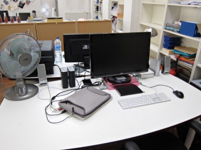 Je laisse mon ordinateur portable au bureau