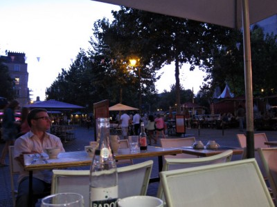 La nuit tombe