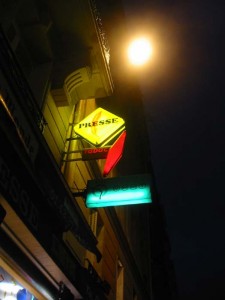 18:26:58
