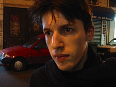 Néjib me rejoint. Je lui confie mon appareil photo. Il va faire une journée ADaM
