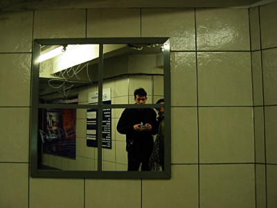 Nous décidons de partir. Nous prenons le métro