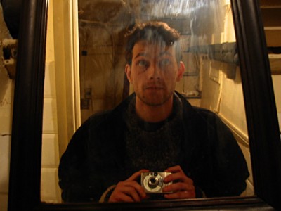 Je vais aux toilettes