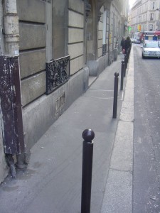 19:04:56