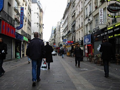 Nous marchons