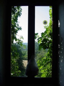 18:34:12