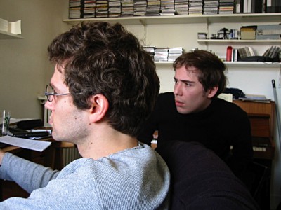 Nous travaillons