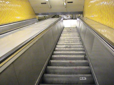18:08:00