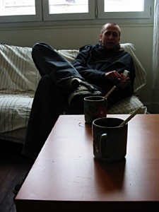Dimanche matin. Edouard passe me prendre