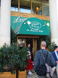 Nous allons chez Léon